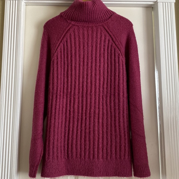 Free People Sweater - Picture 3 of 7